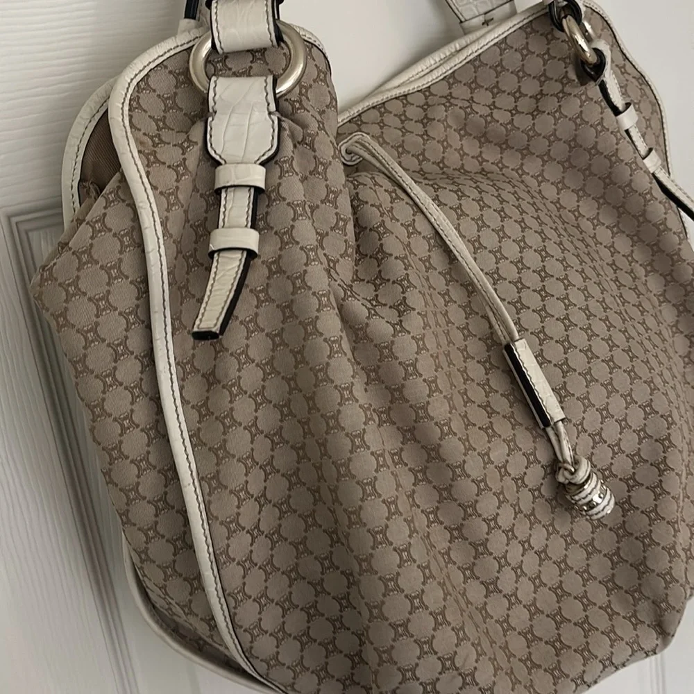 Celine macadams tote. Authentic - Picture 6 of 16